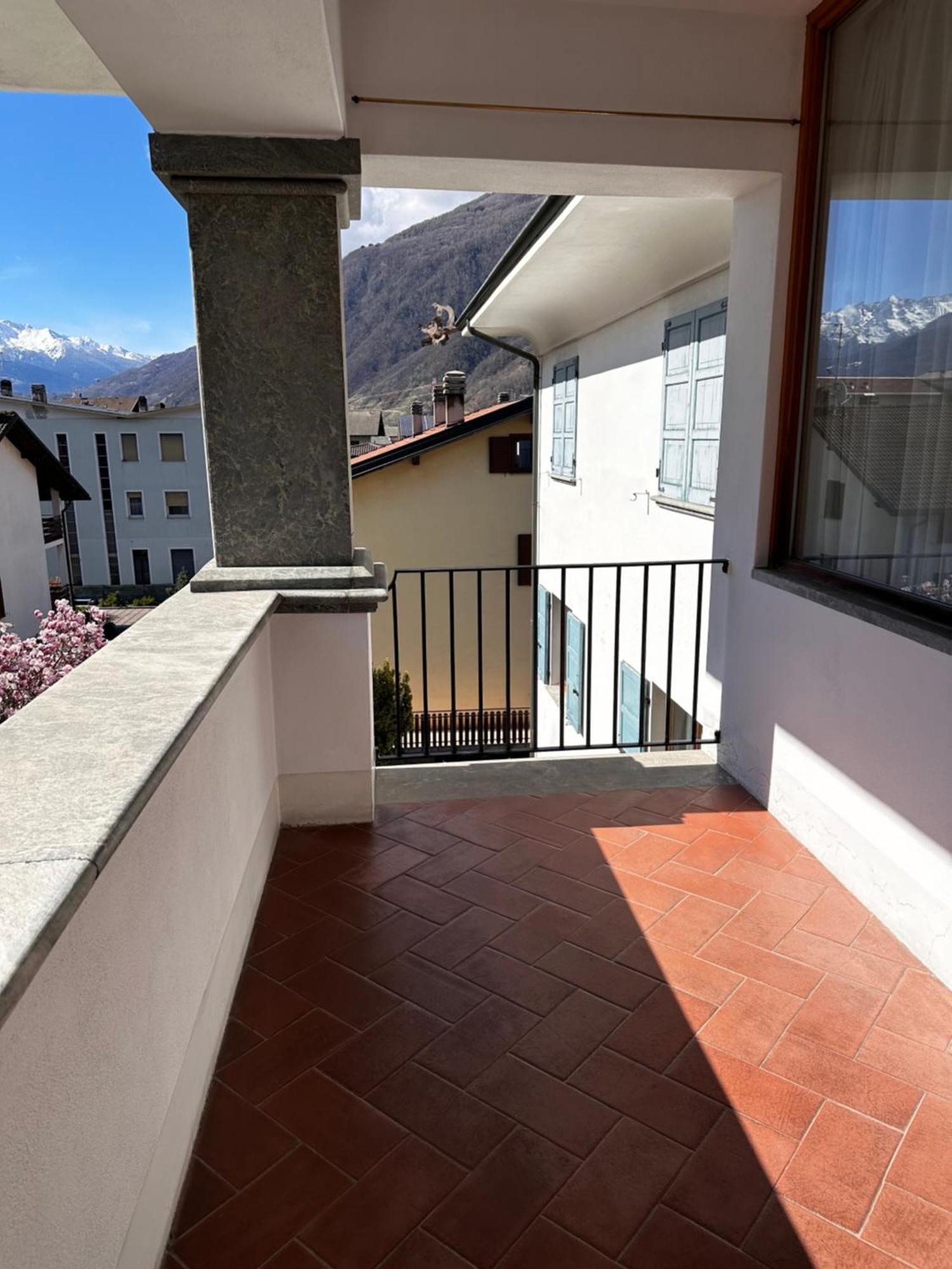 Ampio Appartamento Con Vista “Casa Magro” Tirano Eksteriør billede