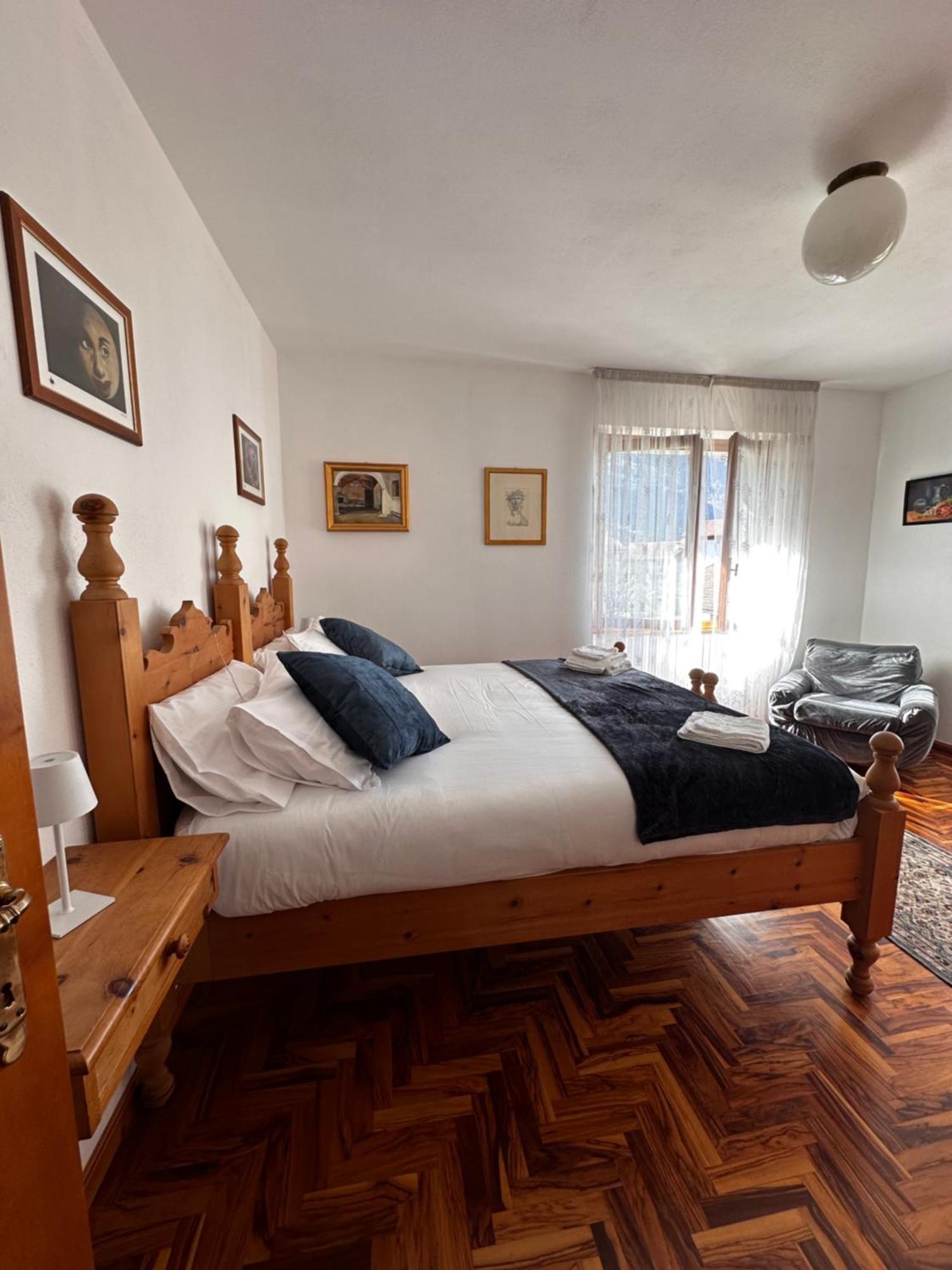 Ampio Appartamento Con Vista “Casa Magro” Tirano Eksteriør billede